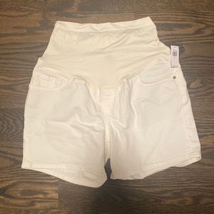 NWT Maternity White Jean Shorts
